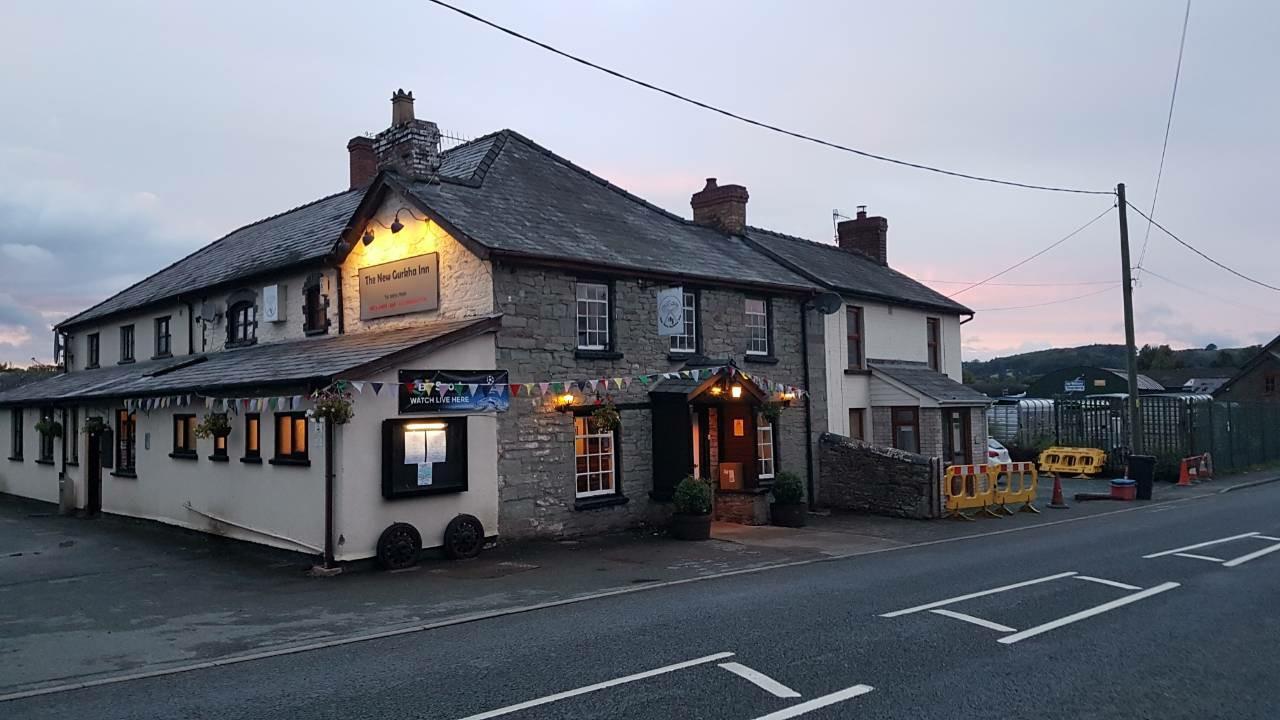 New Gurkha Inn Brecon Exterior photo